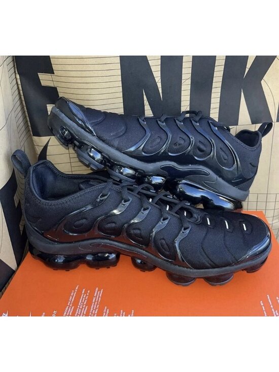NEW Nike Air Vapormax Plus Triple Black 924453-004 Men’s Size 10